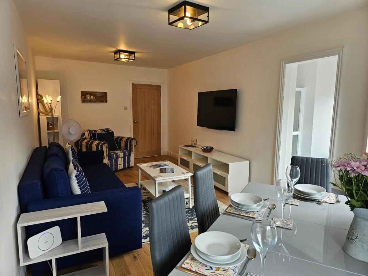 Charming 1-Bed Apartment In Cromer Town Centre ภายนอก รูปภาพ